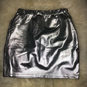 Shiny Mini skirt